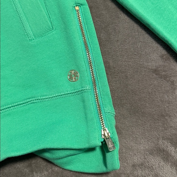 Lilly Pulitzer beach comber pullover - Picture 3 of 6